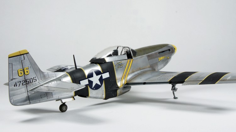 P51D Mustang [Tamiya] 1/48 - Page 3 Bbbc10