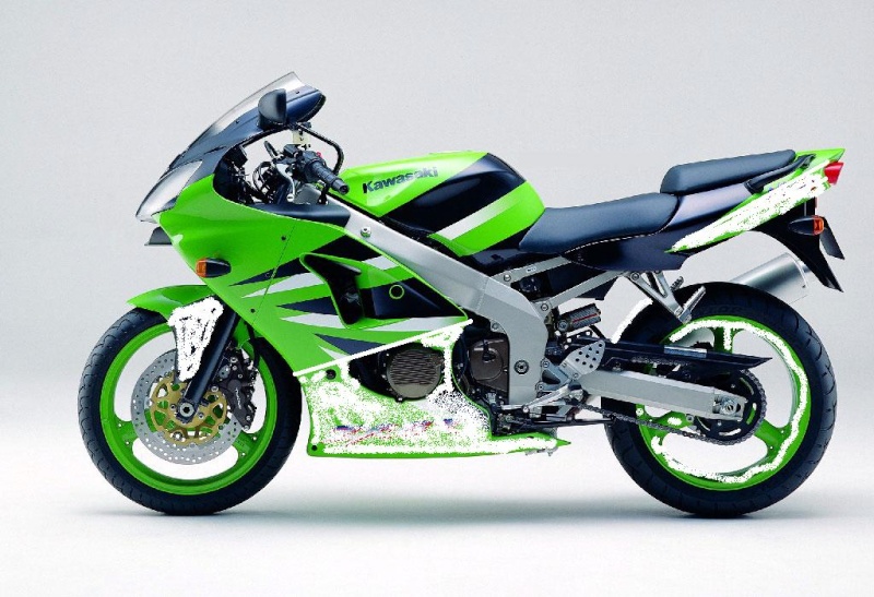 Quelqu'un s'y connait en Photoshop??? Zx6r_b10