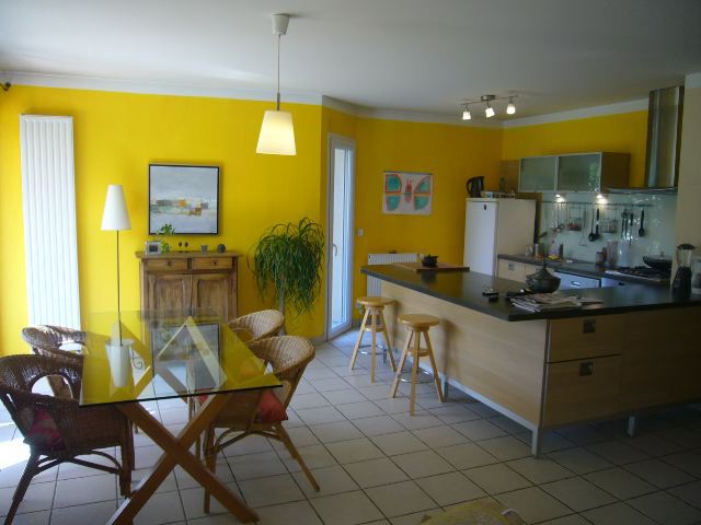 Appartement des Roses Enchainées (Bobby Dule : porte 24; Kate Waxthon: Porte 22) 110