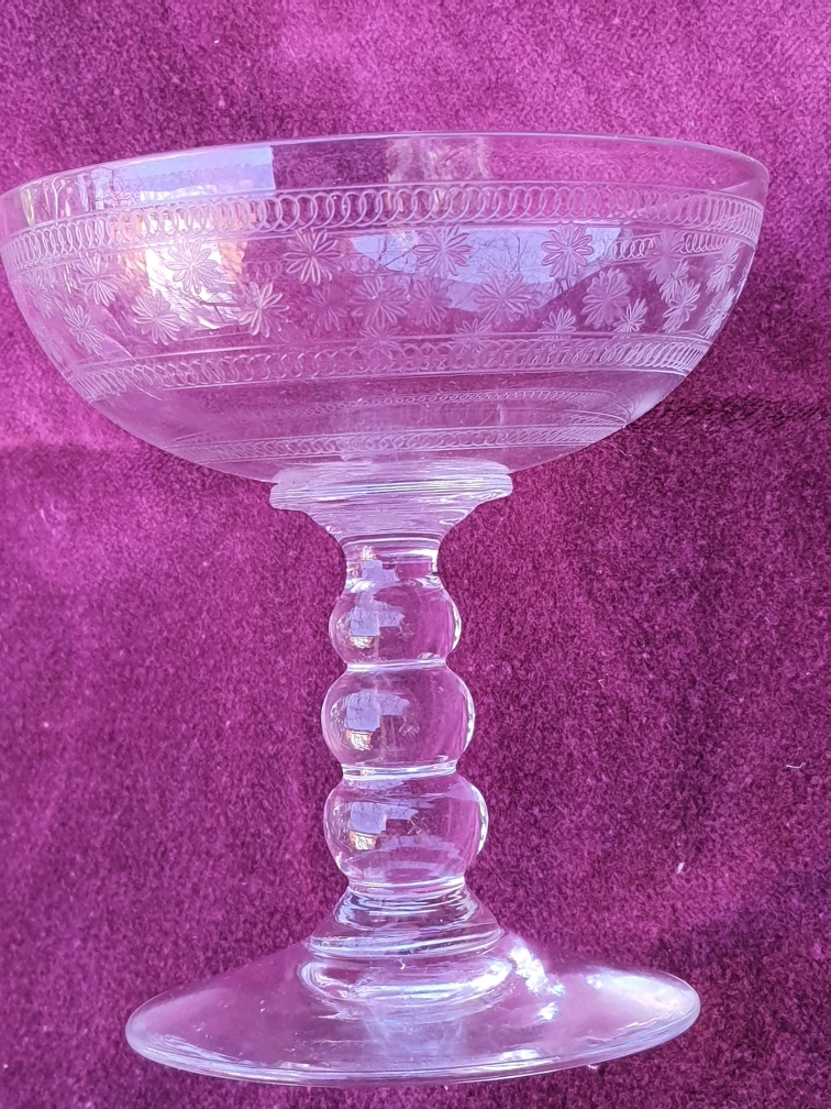 coupe champagne --verrerie Baccarat motif 4770  datation = 1900 ev -6809710