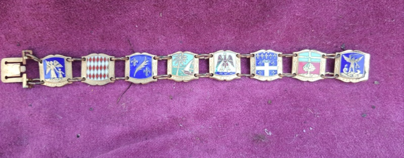 bracelet souvenir émaux cloisonné blasons villes côte d'Azur /rivièra  ---- 20231280