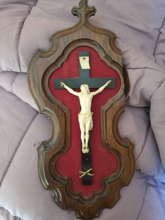 Christ en  ivoire de Dieppe ? 43963310