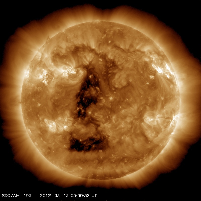 huge triangle found on the sun Corona11