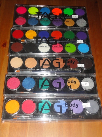 TAG Palettes : Brand New, still in packaging *WANTED: Tattoo Inks & Palettes* Dsc03010