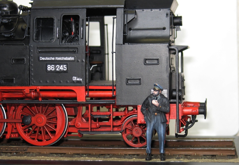 Dampflokomotive BR86 Trumpeter 1/35 Img_0888
