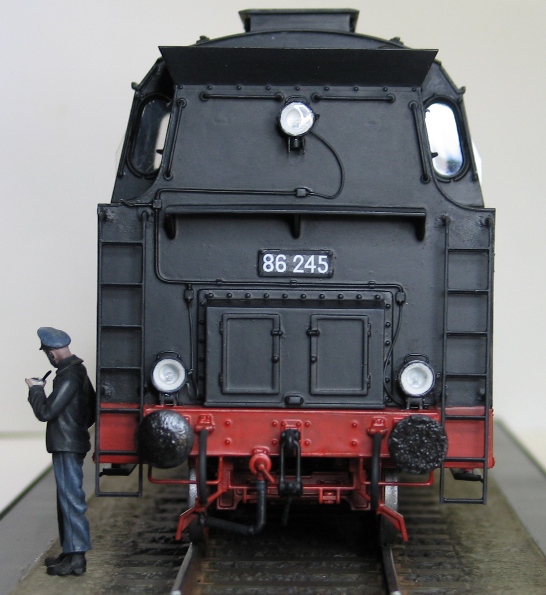 Dampflokomotive BR86 Trumpeter 1/35 Img_0896