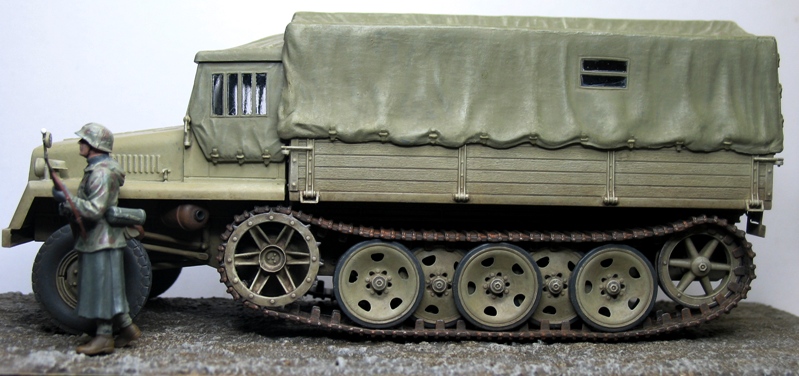 SWS cargo  Bronco 1/35 - Page 2 Img_1452