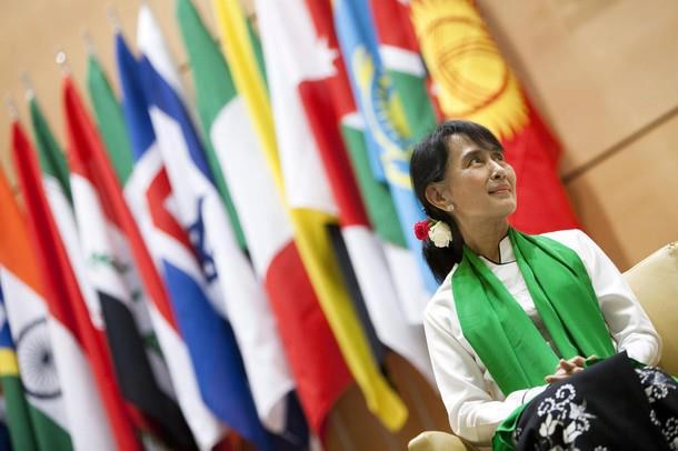 Daw Aung San Suu Kyi - Page 2 55612910
