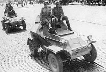 Automitrailleurse russe BA-64 (2012) Ba-64_11