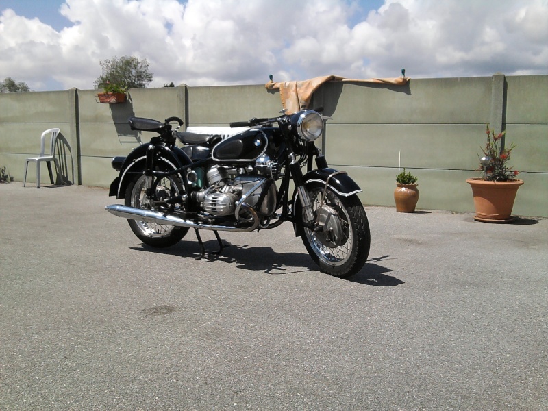 une BMW r50/2 en finition  1ere_s16