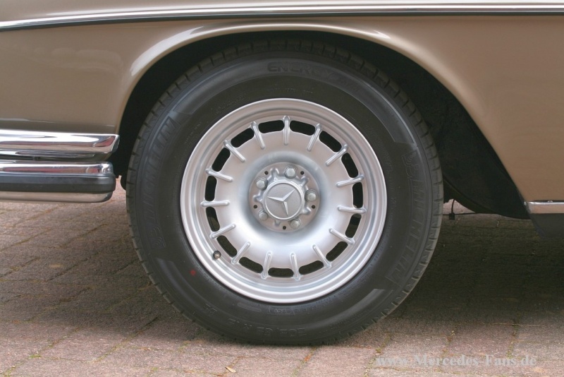 [Historique] La Mercedes 300 SEL 6.3 (W109) 1968-1972 - Page 2 009-me24