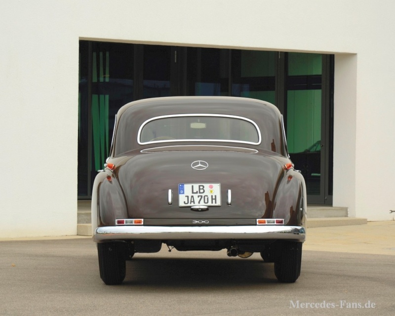 [Historique]Les Mercedes 300/300b/300c/300d (W186 W189) 1951-1962 - Page 2 010-me11