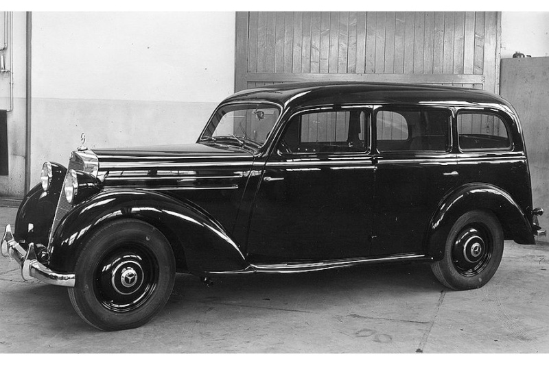 [Historique] Les Mercedes 170 (W136 et W191) 1936 - 1953  - Page 2 1210-b10