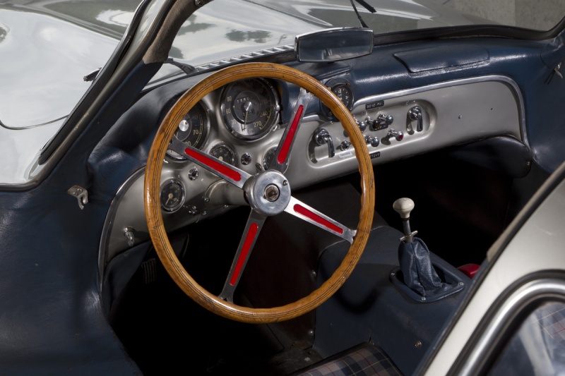 [Historique]  La 300-SL "Gullwing" / Cabriolet (W198) 1952-1963  300sl_19