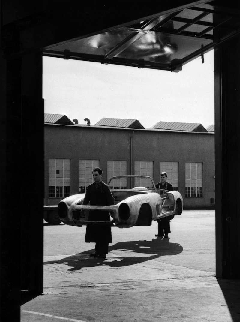 [Historique]  La 300-SL "Gullwing" / Cabriolet (W198) 1952-1963  - Page 2 300sl_30