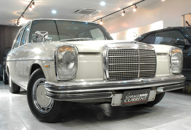 [Historique] L'évolution chez Mercedes-Benz ( W114 W115 ) 536-1149