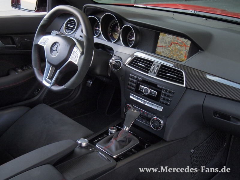  Mercedes C63 AMG Coupé Black Series - Page 2 60-mer10