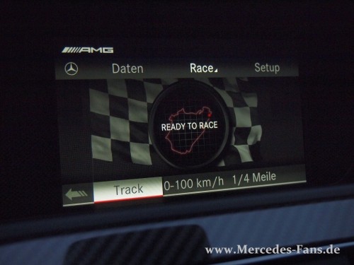  Mercedes C63 AMG Coupé Black Series - Page 2 73-mer10
