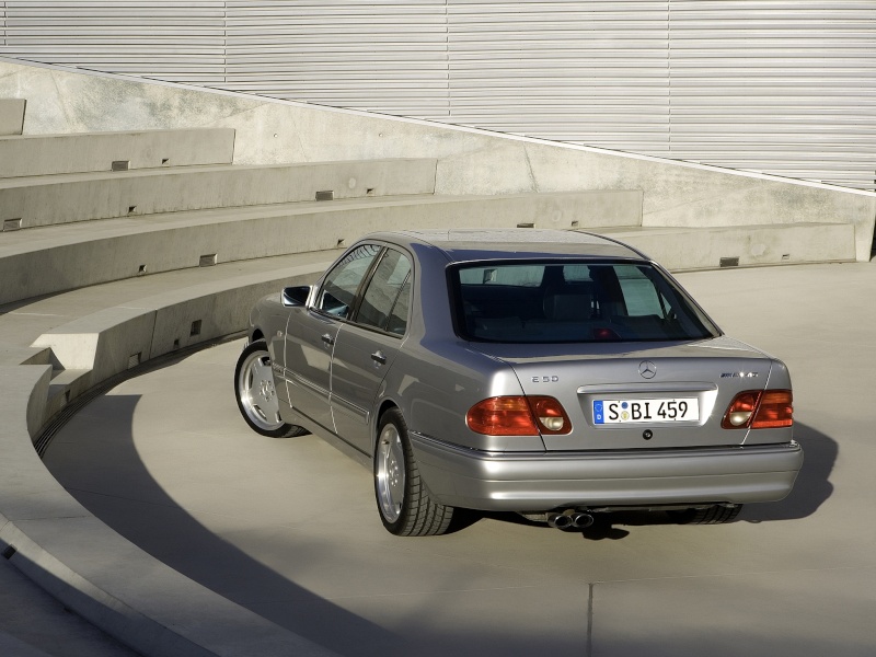 [Historique] Mercedes W210 1995-2003 Autowp71