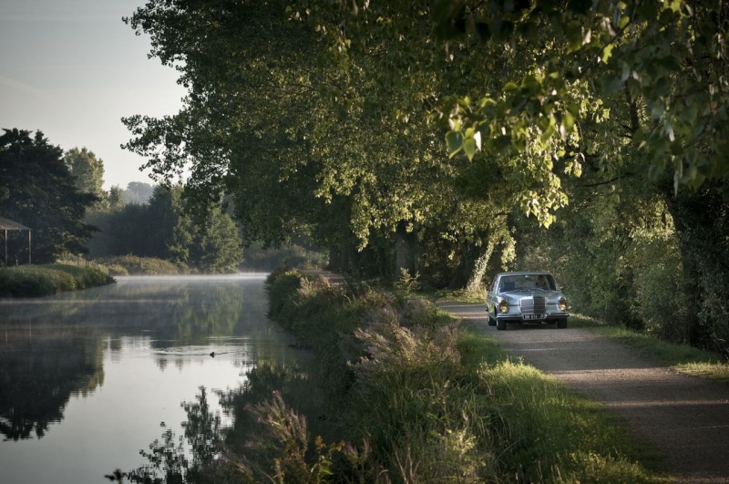 La Mercedes 250 S-SE / 280 S-SE / 300 SE (W108/W109) Berline Et-30011