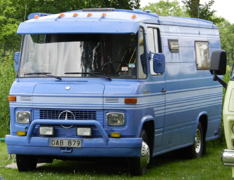 Camping-Car Mercedes Old School - Page 2 Imag1197