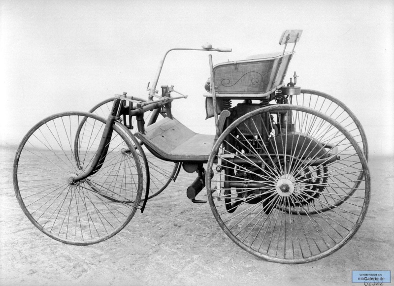 La Daimler à roues-fil "Stahlradwagen"1889 Mbga1208