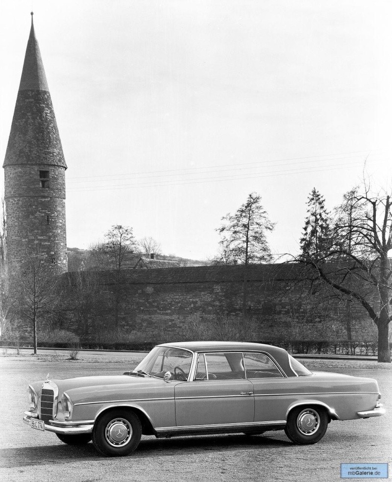 La Mercedes 220 SE / 250SE Coupé (W111) 1961-1965   Mbga1360