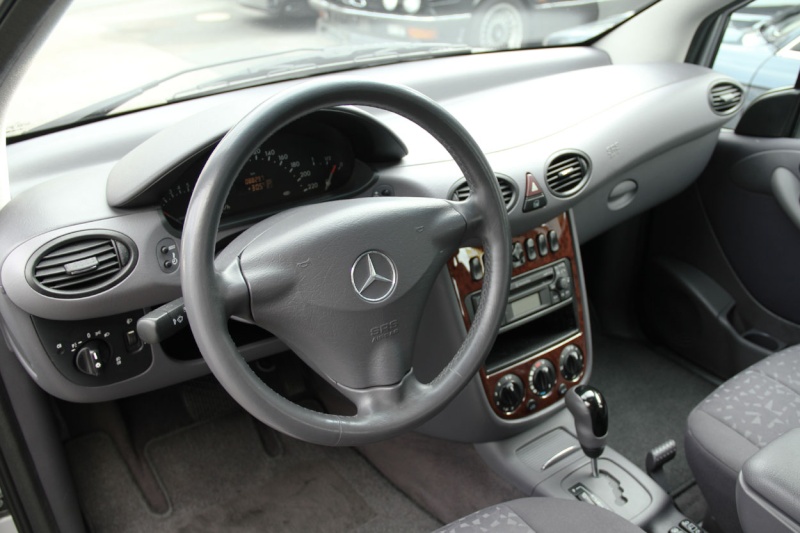 [Présentation & Essai] Mercedes Classe A W168 Merce266