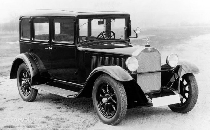 La Mercedes  8/38 Typ 200 (W02) 1926-1928 & 200 Stuttgart  1928-1933 Merce651