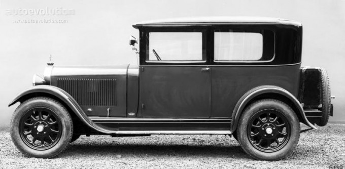 La Mercedes  8/38 Typ 200 (W02) 1926-1928 & 200 Stuttgart  1928-1933 Merce661