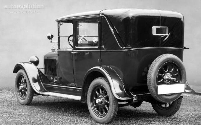 La Mercedes  8/38 Typ 200 (W02) 1926-1928 & 200 Stuttgart  1928-1933 Merce662