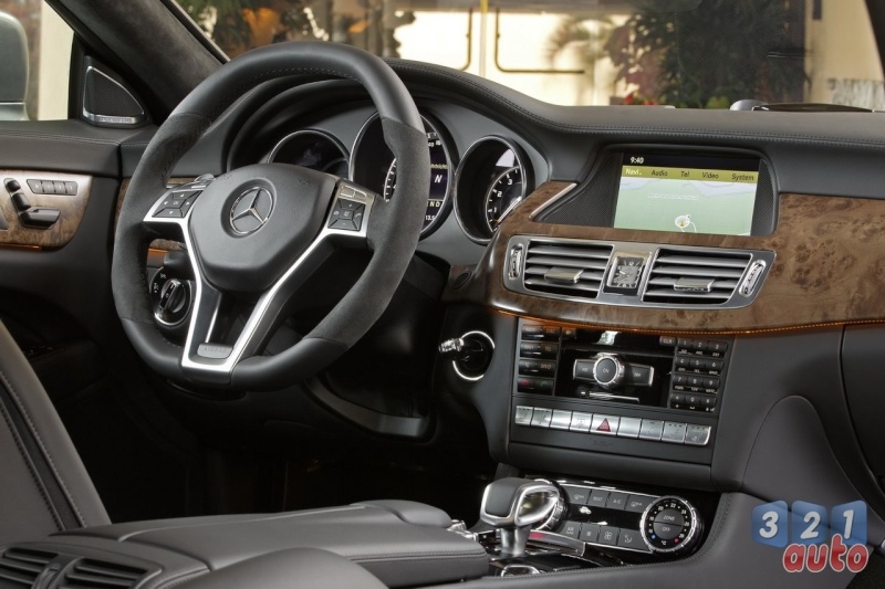 [Essai & Vidéo] Mercedes-Benz CLS 63 AMG 2011 - Merced28
