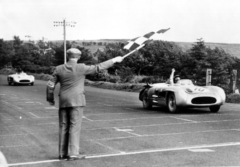 [Pilote] Stirling Moss - Page 2 Moss_t10