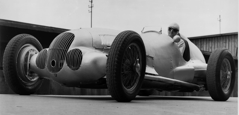 [Historique] La Mercedes W125 1937 (F1) W125_210