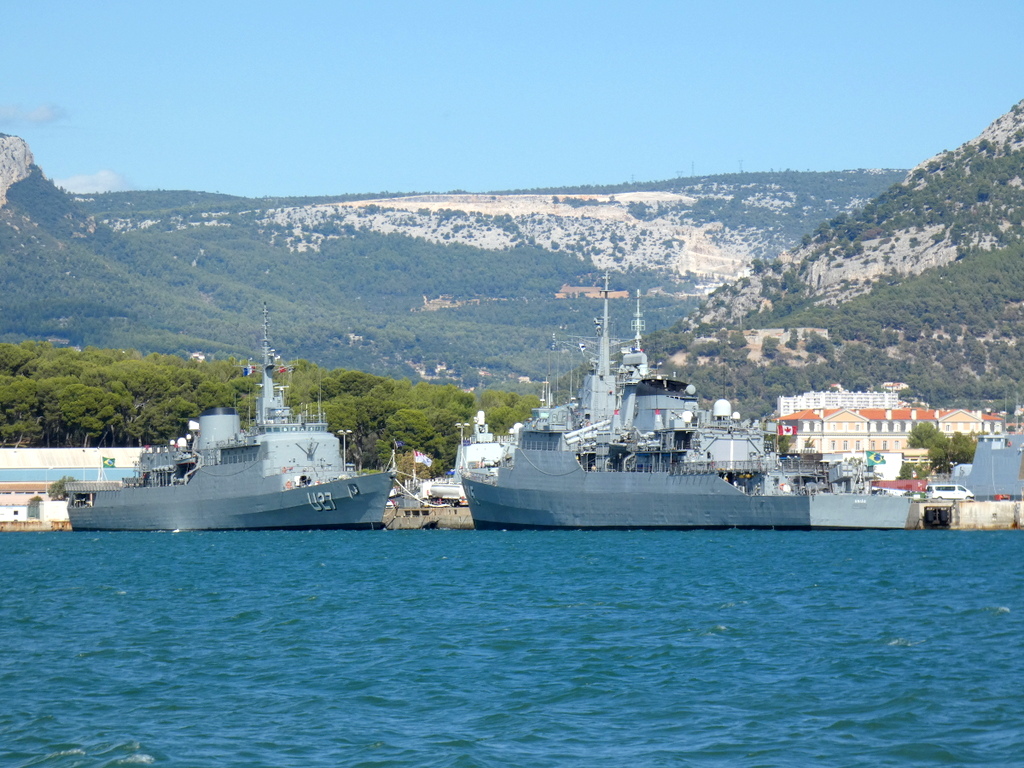 [Les ports militaires de métropole] Port de Toulon - TOME 1 - Page 28 P1130710