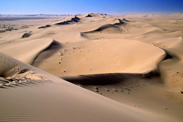 Algerian Desert (Let the pictures take) Al43010