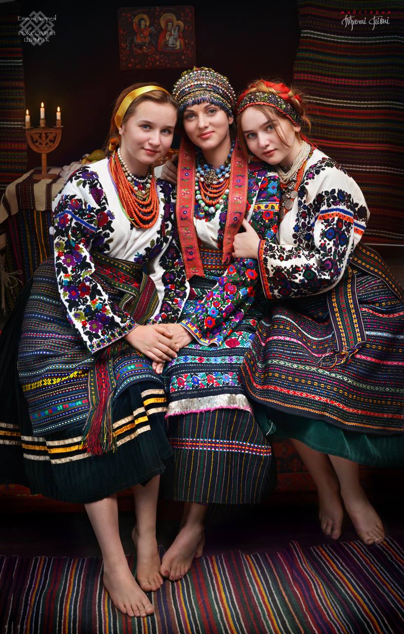 Costume ukrainien  46076510