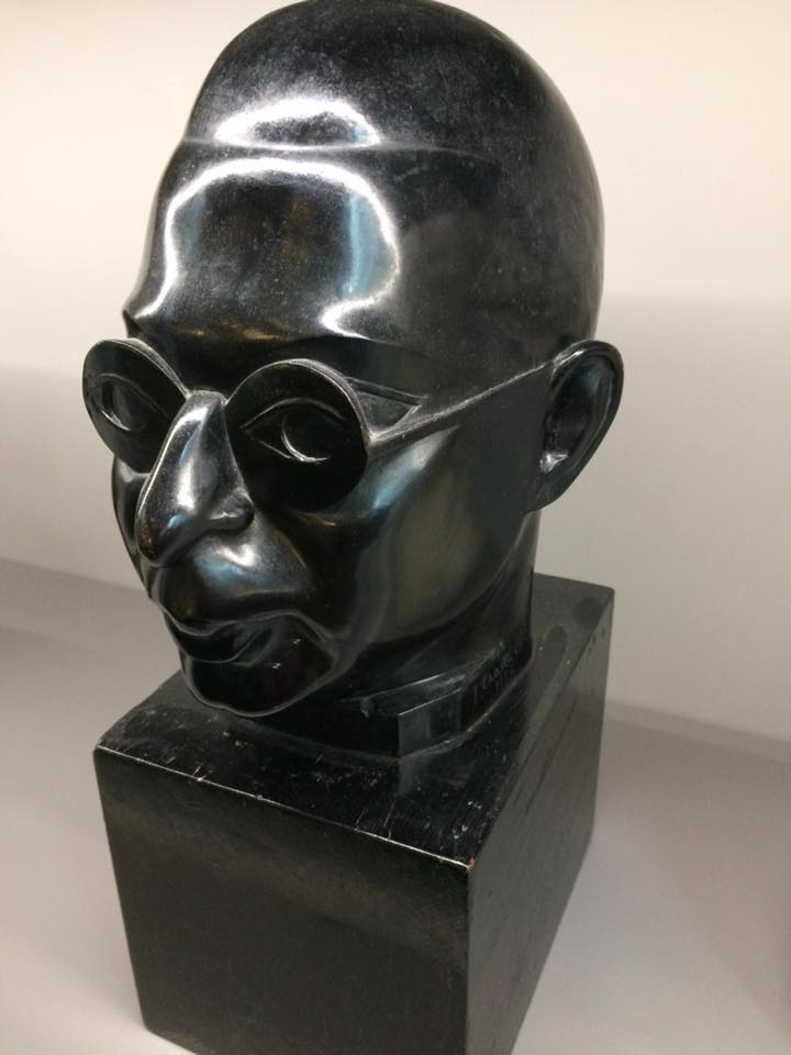 Sculpture ukrainienne 67195910