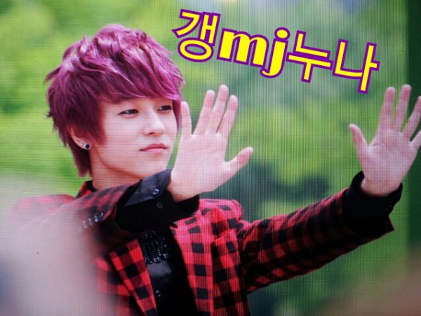 [02.06.2012] Les TEEN TOP fanmeeting après le Music Core 20606911