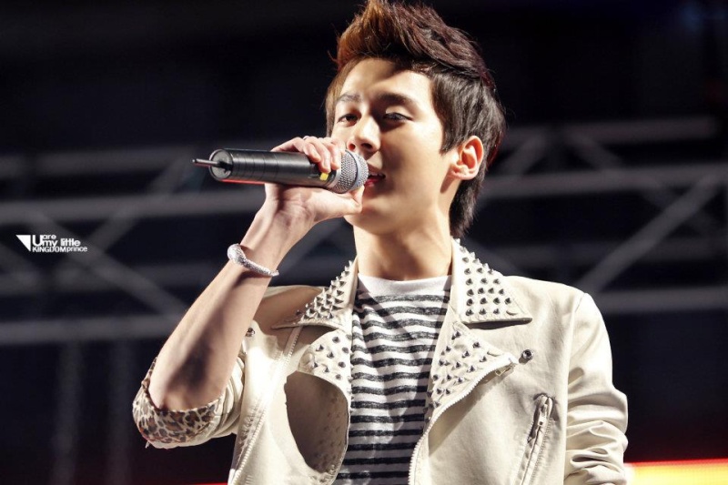 [24.05.2012] Les TEEN TOP au Festival de la Dong-A univeristé 54793410