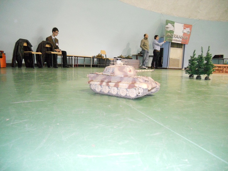 DOMENICA 30 OTTOBRE BATTAGLIE & DIVERTIMENTO - Pagina 3 1011