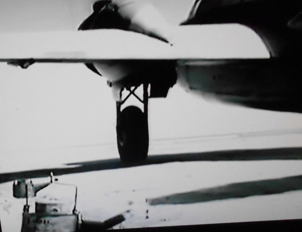 Balisage de terrain d'aviation WWII Dscn2020
