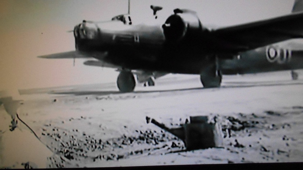 Balisage de terrain d'aviation WWII Dscn2021