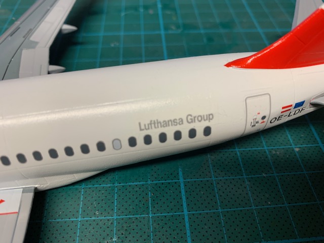 Airbus A319 Revell 1/144 Austrian Airlines OE-LDF - Page 3 Img_3512