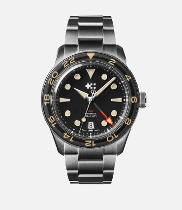 Recherche une plongeuse toolwatch entre 500 et 1500€ Scree483