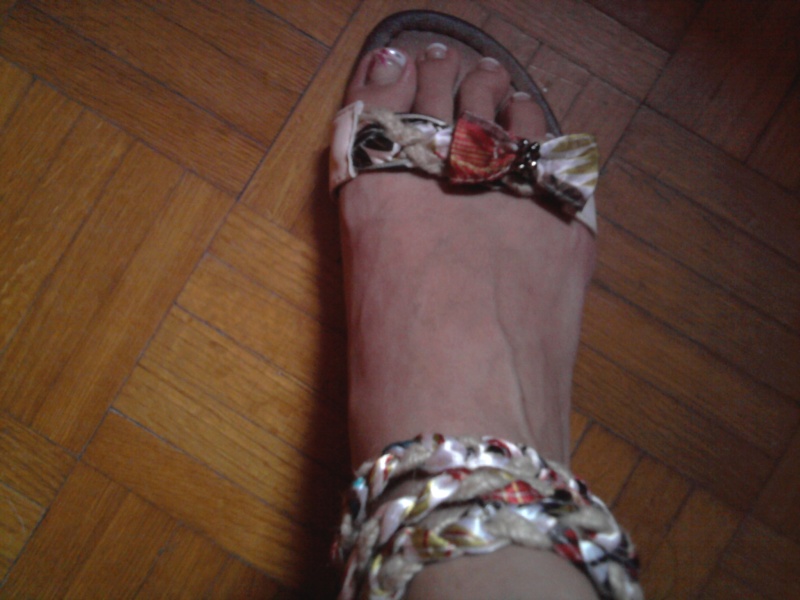 stamattina al mercato ho preso sti sandalini.. Foto0010