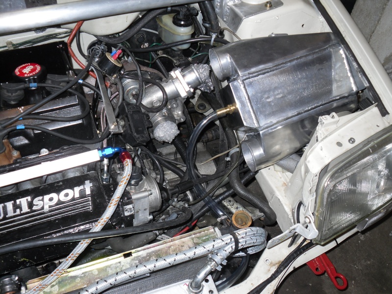 Super 5 GT Turbo Auvergnat a la sauce Alpine! - Page 14 Sdc10010
