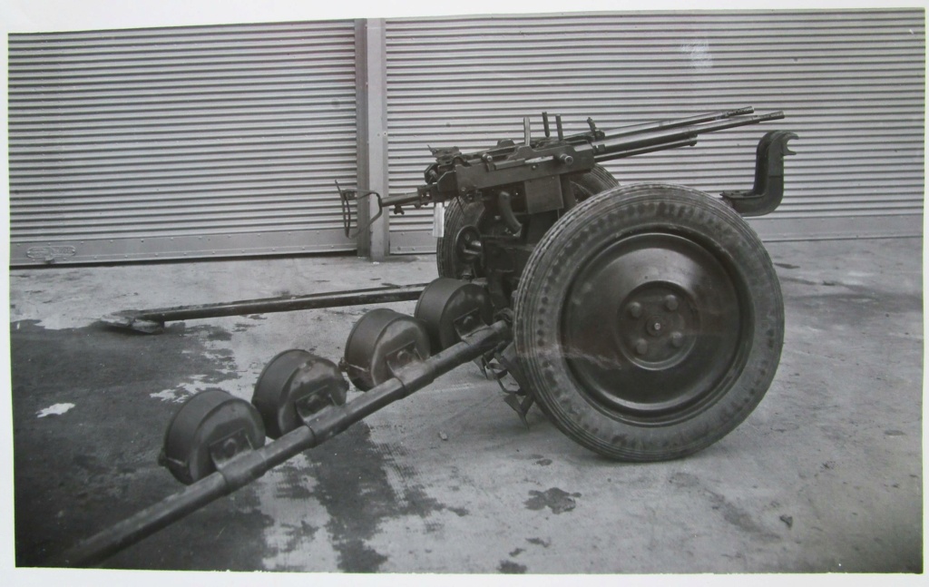 La belle carrière de la mitrailleuse de 7,5 mm MAC Mle 1931 dite "Reibel" - Page 2 Img_4922