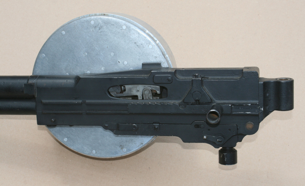 La belle carrière de la mitrailleuse de 7,5 mm MAC Mle 1931 dite "Reibel" - Page 2 Mitrai16