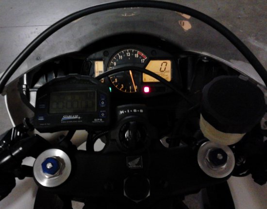 Ma nouvelle moto .... Go, go GGCOX pour 2012 ! Cbr-8j11